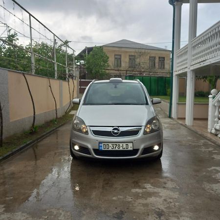 Tskaltubo Apartment Mirian Mepe Exterior photo